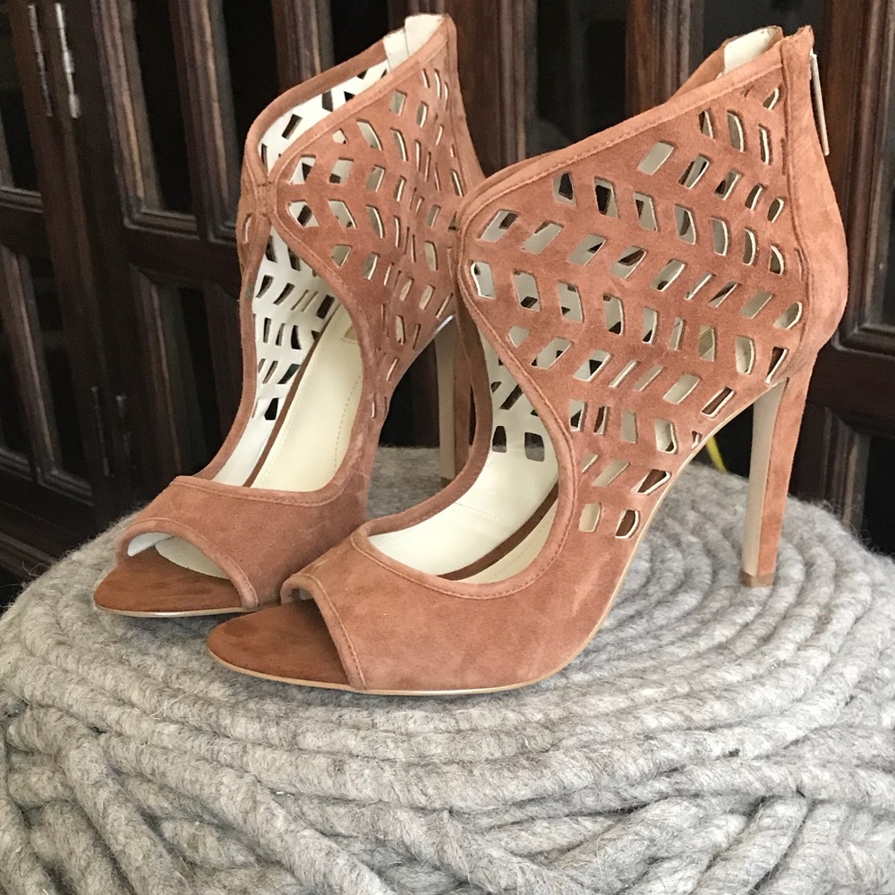 Brown BCBGeneration heels size 7.5